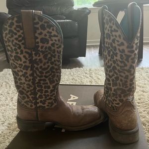 Ariat Circuit Savanna 7.5